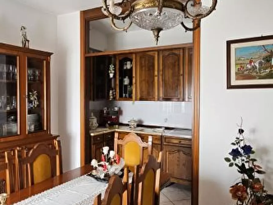 Immagine 9 di Appartamento in vendita  a Casole D'elsa