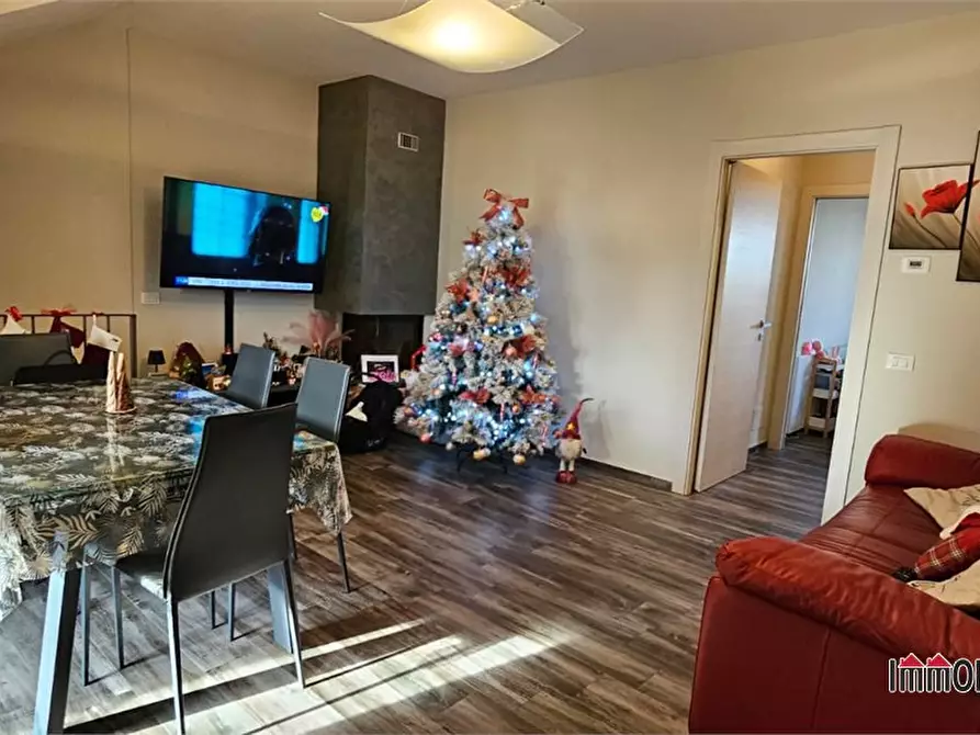 Immagine 4 di Appartamento in vendita  a Colle Di Val D'elsa