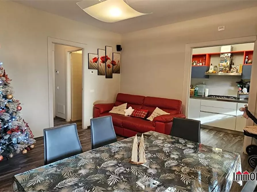 Immagine 2 di Appartamento in vendita  a Colle Di Val D'elsa