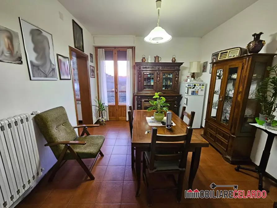 Immagine 4 di Appartamento in vendita  a Casole D'elsa