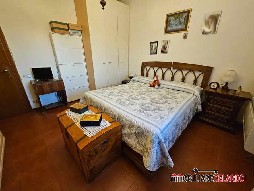 Immagine 10 di Appartamento in vendita  a Casole D'elsa