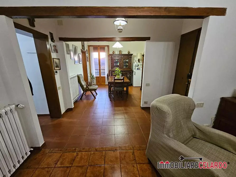 Immagine 5 di Appartamento in vendita  a Casole D'elsa