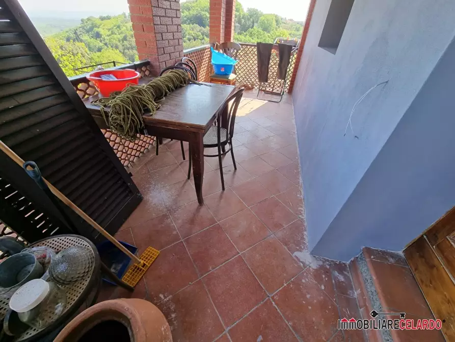 Immagine 5 di Appartamento in vendita  a Casole D'elsa