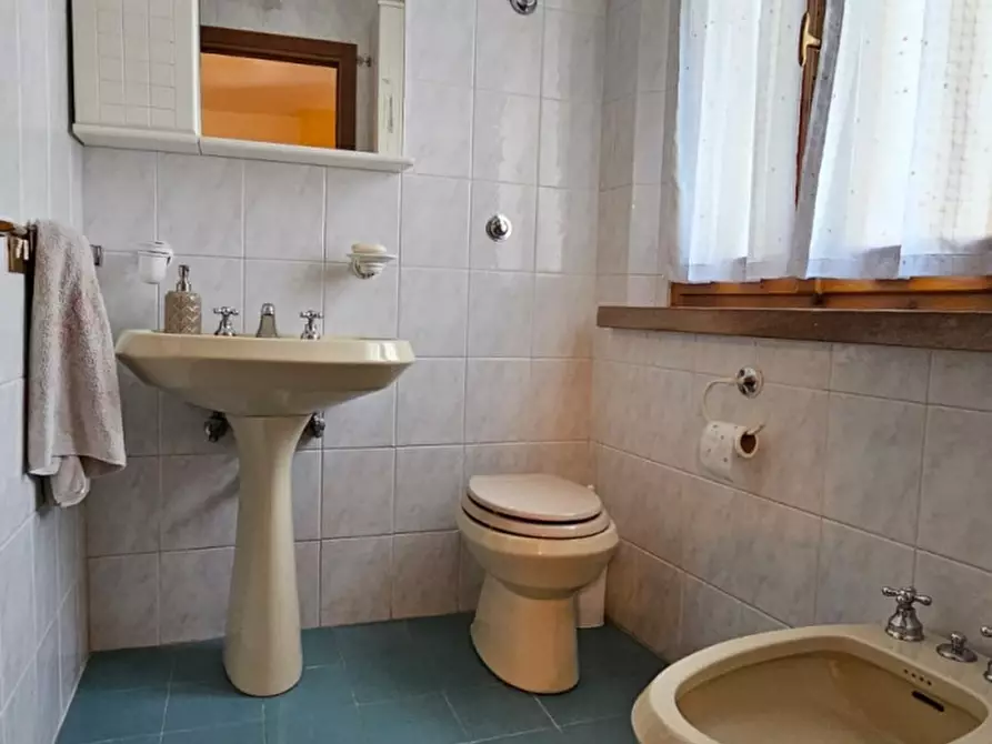 Immagine 8 di Appartamento in vendita  a San Gimignano