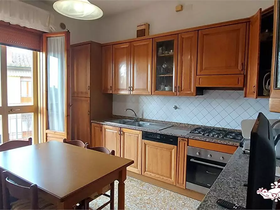 Immagine 10 di Appartamento in vendita  a San Gimignano