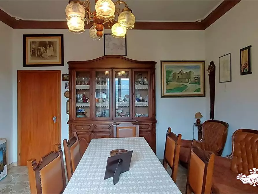 Immagine 2 di Appartamento in vendita  a San Gimignano