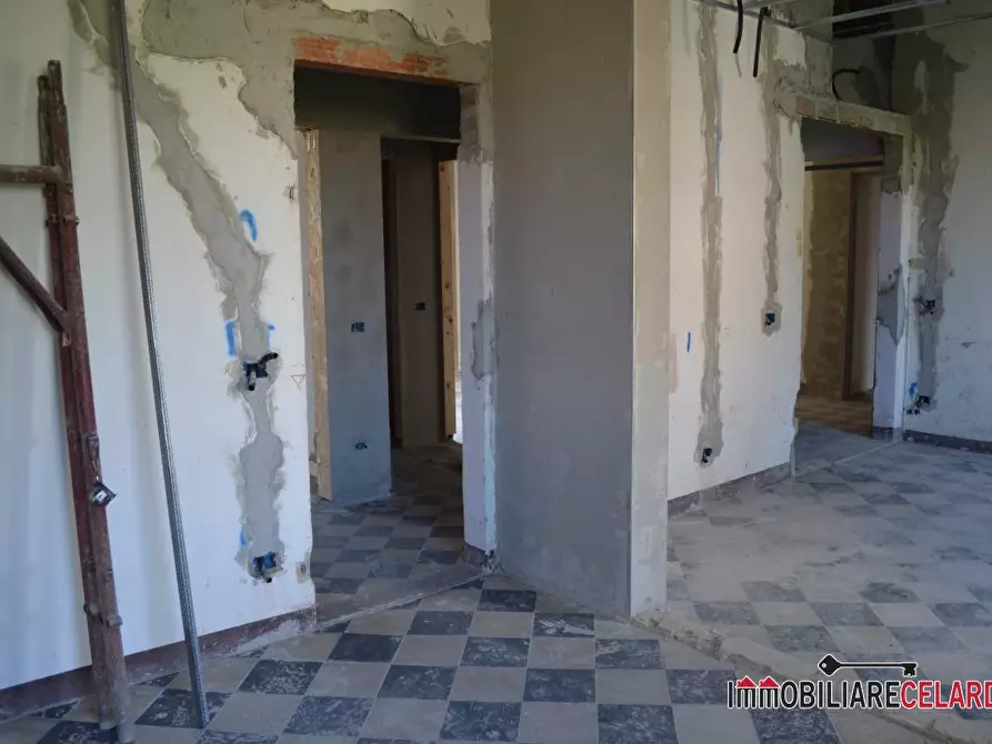 Immagine 4 di Appartamento in vendita  a Poggibonsi