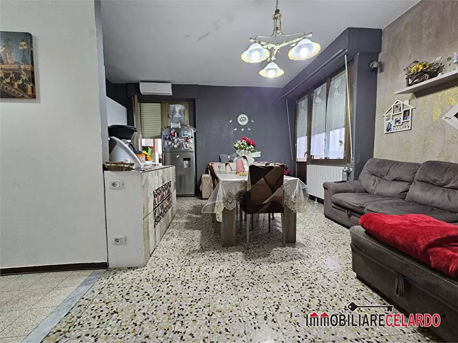 Immagine 5 di Appartamento in vendita  a Casole D'elsa