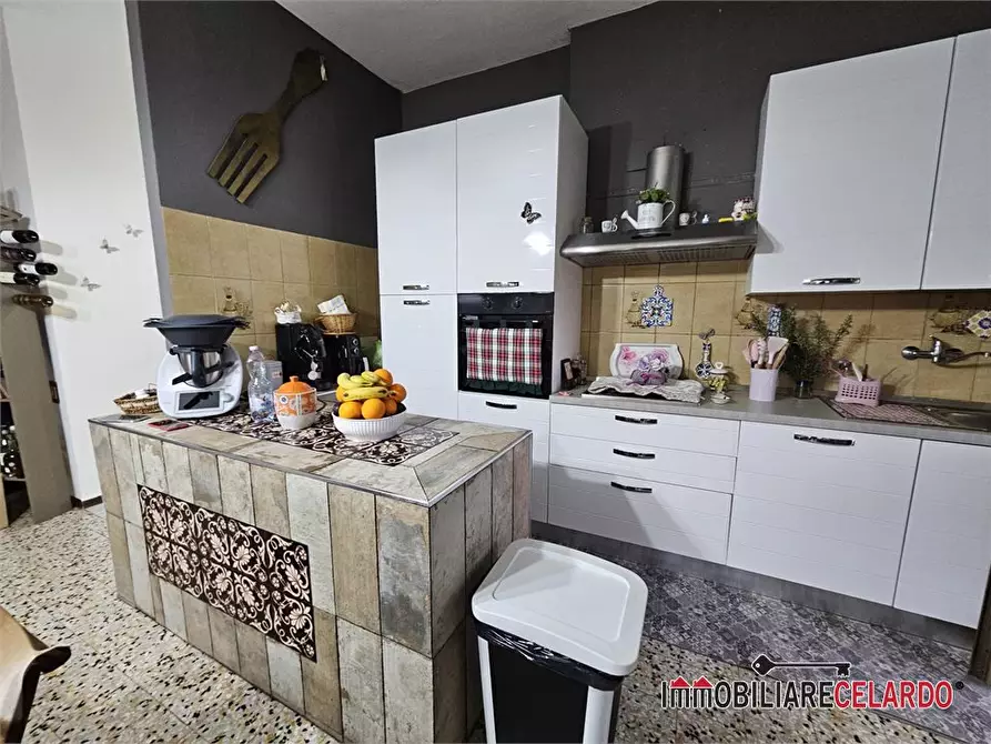 Immagine 7 di Appartamento in vendita  a Casole D'elsa