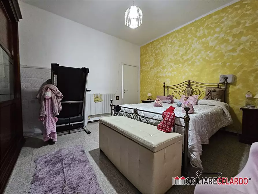 Immagine 10 di Appartamento in vendita  a Casole D'elsa