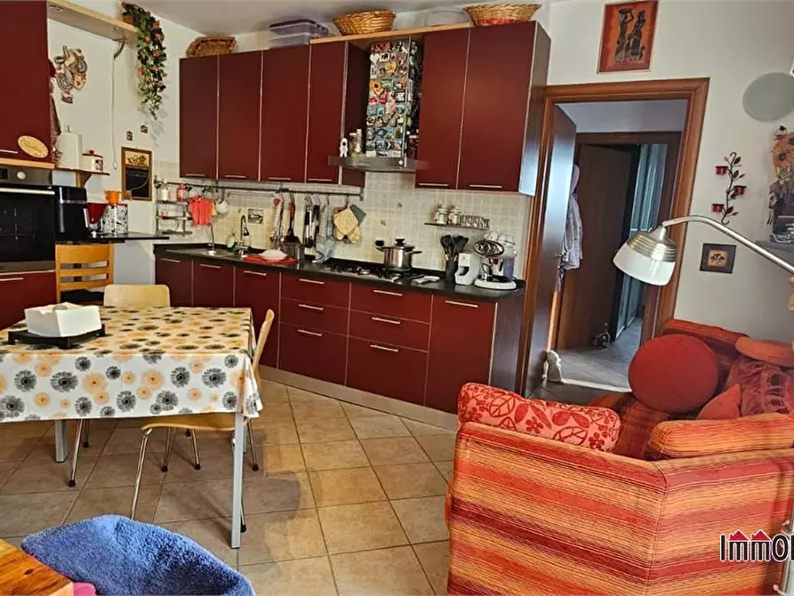 Immagine 4 di Appartamento in vendita  a Casole D'elsa