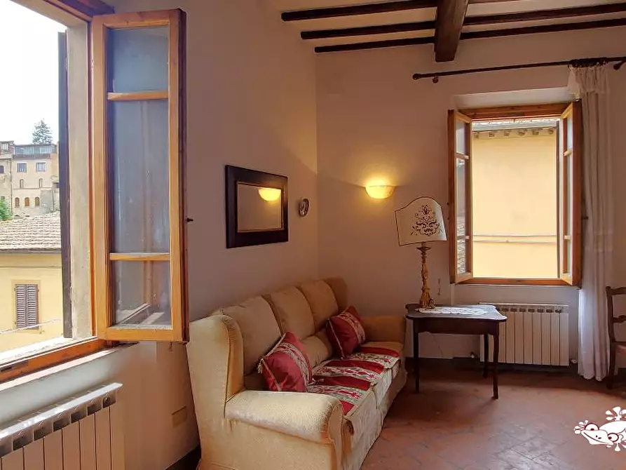 Immagine 6 di Appartamento in vendita  a San Gimignano