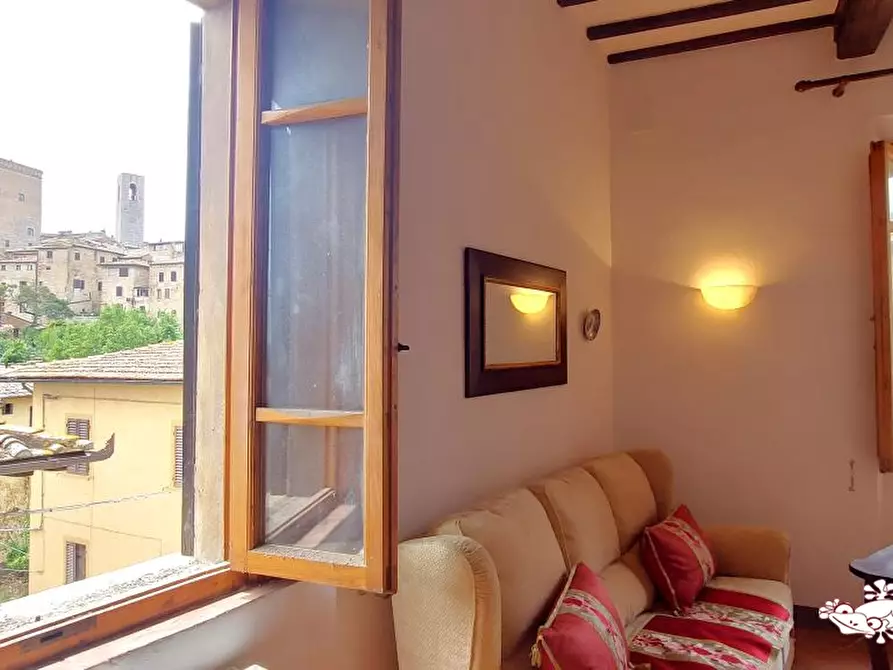 Immagine 1 di Appartamento in vendita  a San Gimignano