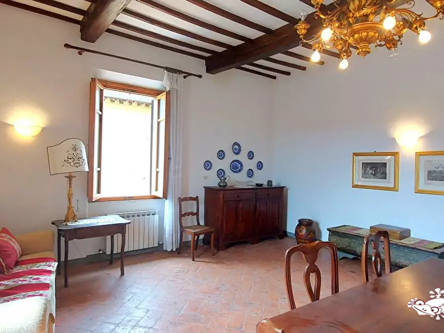 Immagine 7 di Appartamento in vendita  a San Gimignano