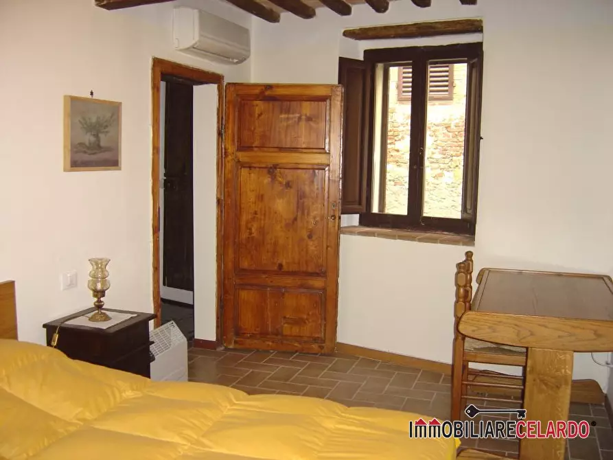 Immagine 6 di Appartamento in vendita  a Radicondoli