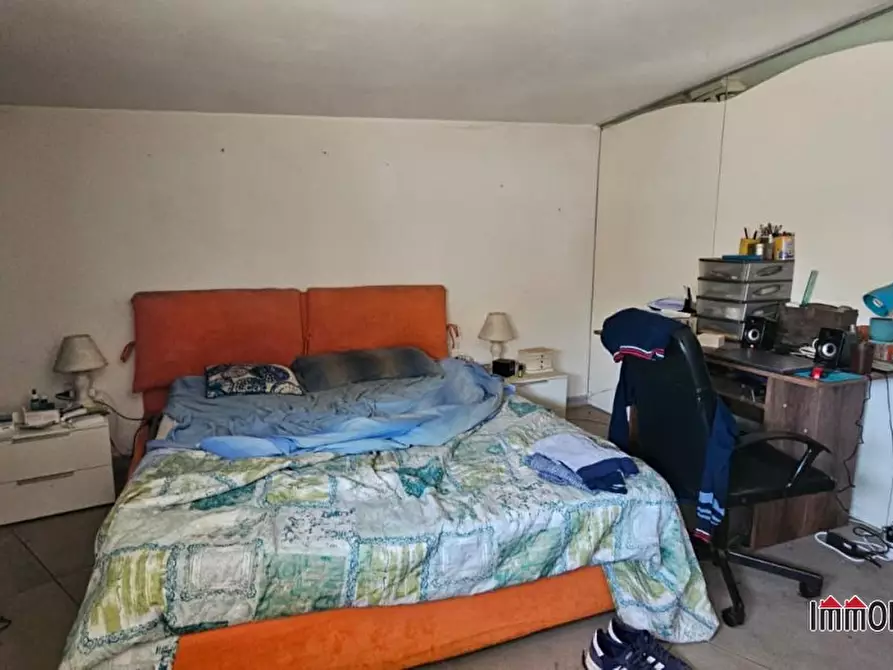 Immagine 8 di Appartamento in vendita  a Colle Di Val D'elsa