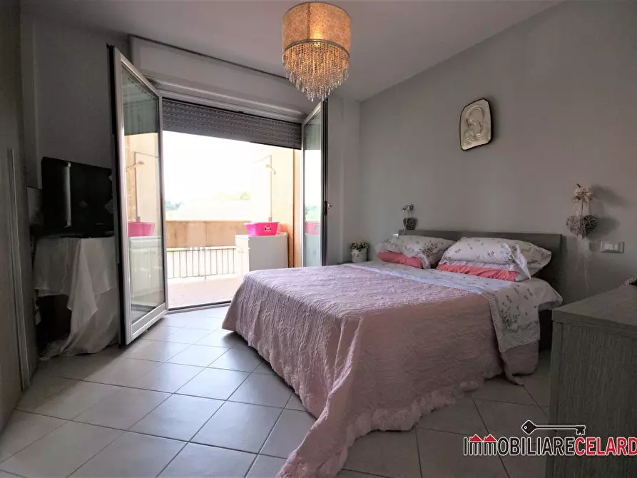 Immagine 6 di Appartamento in vendita  a Colle Di Val D'elsa