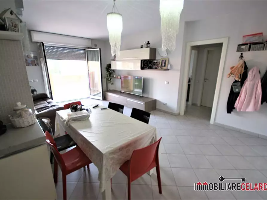 Immagine 5 di Appartamento in vendita  a Colle Di Val D'elsa