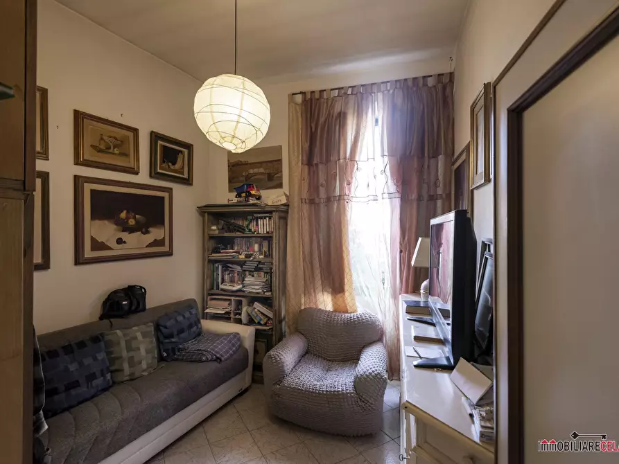 Immagine 8 di Appartamento in vendita  a Poggibonsi