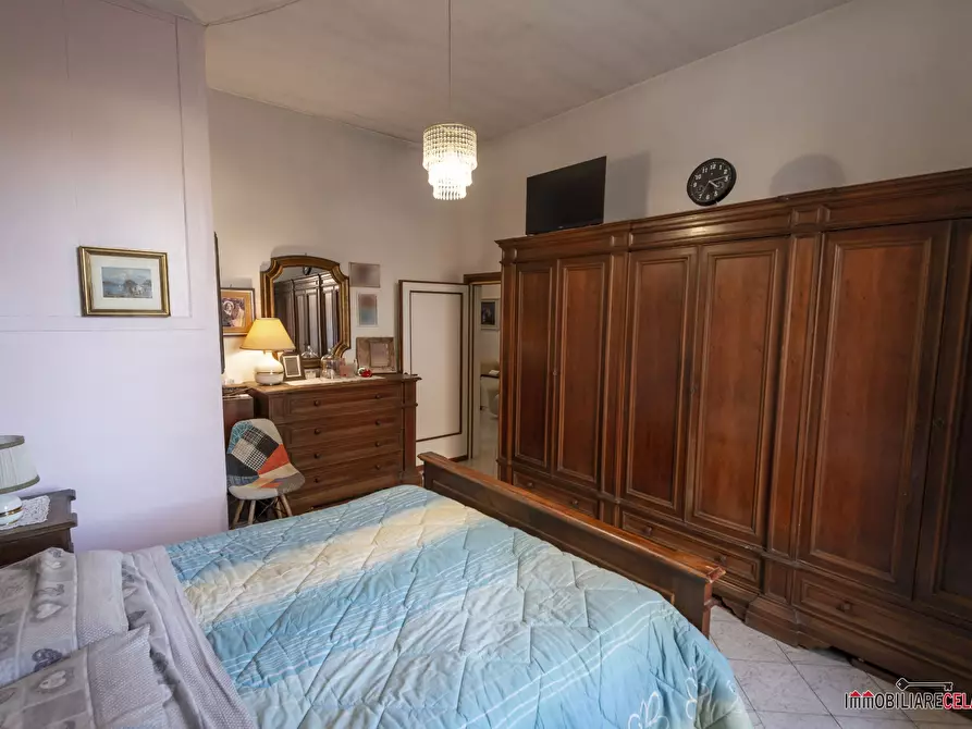 Immagine 4 di Appartamento in vendita  a Poggibonsi