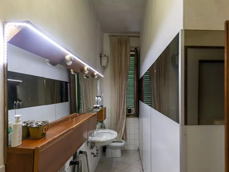 Immagine 9 di Appartamento in vendita  a Poggibonsi