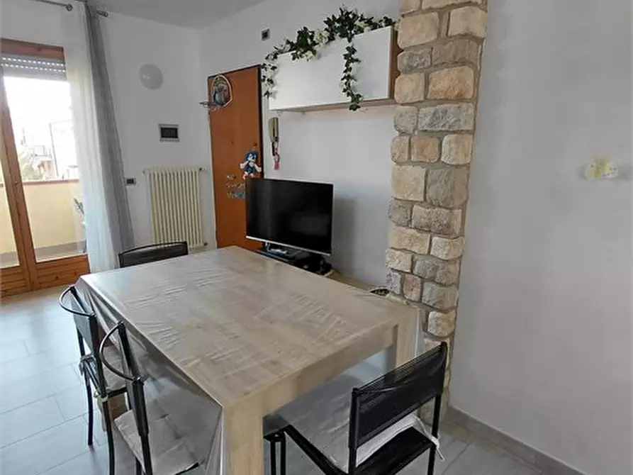 Immagine 10 di Appartamento in vendita  a Colle Di Val D'elsa