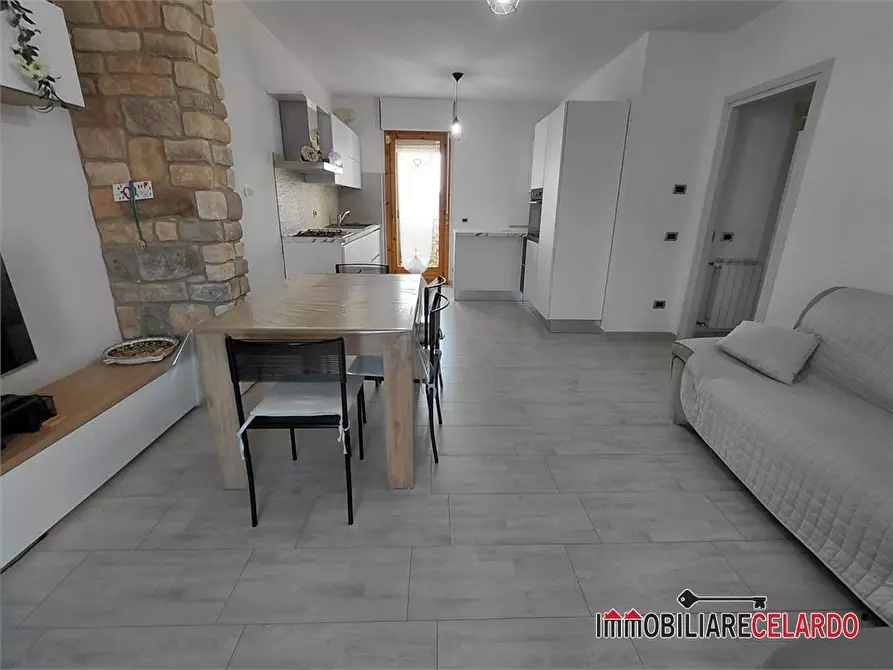 Immagine 6 di Appartamento in vendita  a Colle Di Val D'elsa