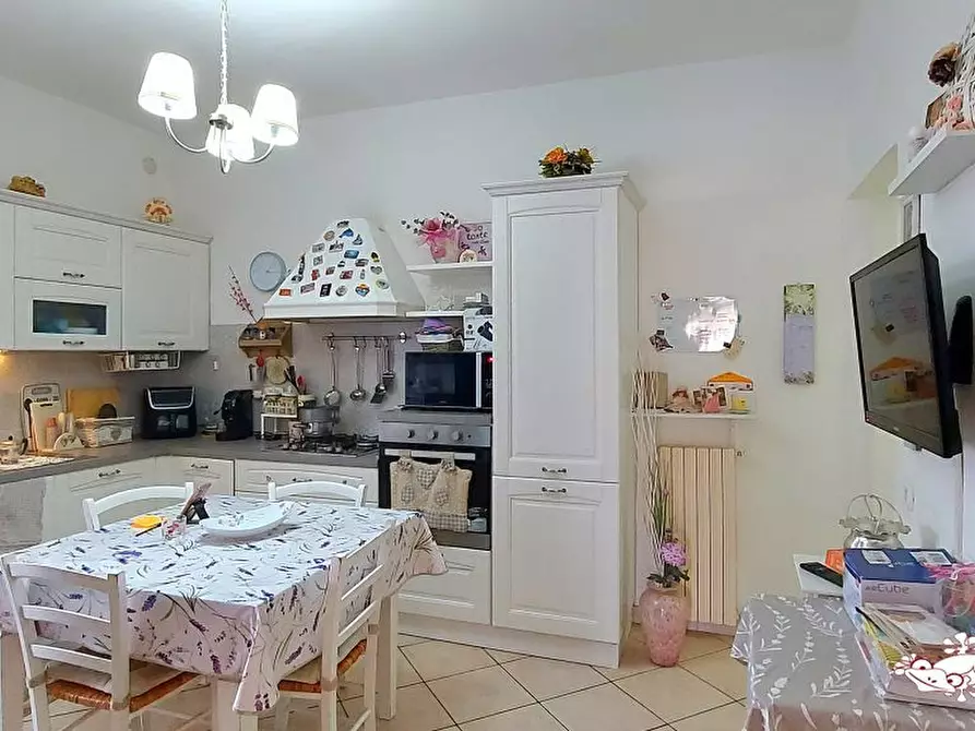 Immagine 2 di Appartamento in vendita  a Colle Di Val D'elsa