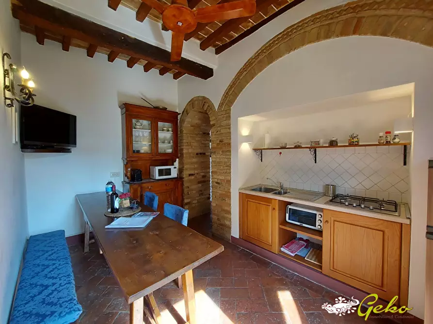 Immagine 2 di Appartamento in vendita  a San Gimignano