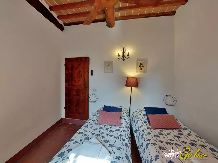 Immagine 6 di Appartamento in vendita  a San Gimignano