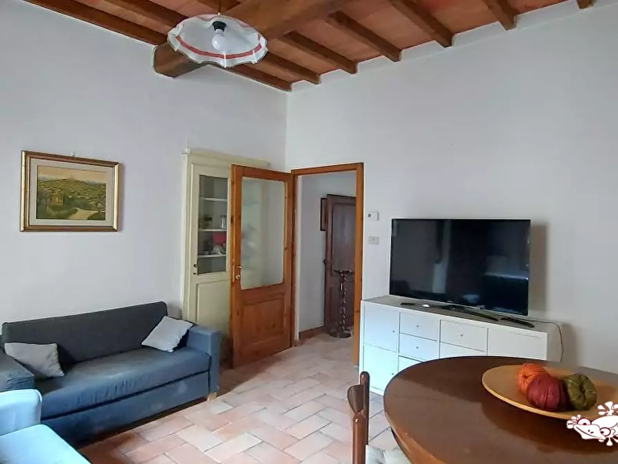 Immagine 3 di Appartamento in vendita  a San Gimignano