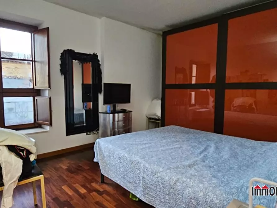 Immagine 9 di Appartamento in vendita  a Poggibonsi