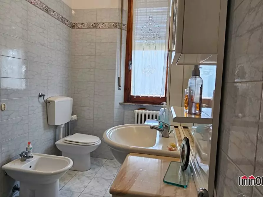 Immagine 10 di Appartamento in vendita  a Colle Di Val D'elsa