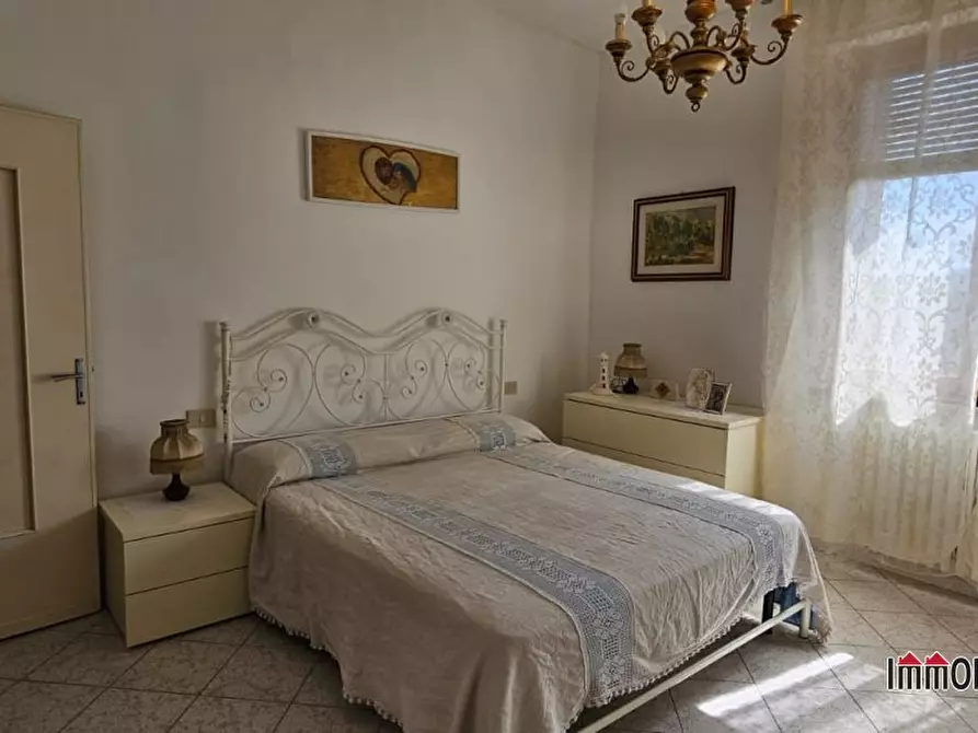 Immagine 6 di Appartamento in vendita  a Colle Di Val D'elsa