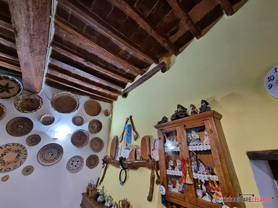 Immagine 8 di Appartamento in vendita  a Colle Di Val D'elsa