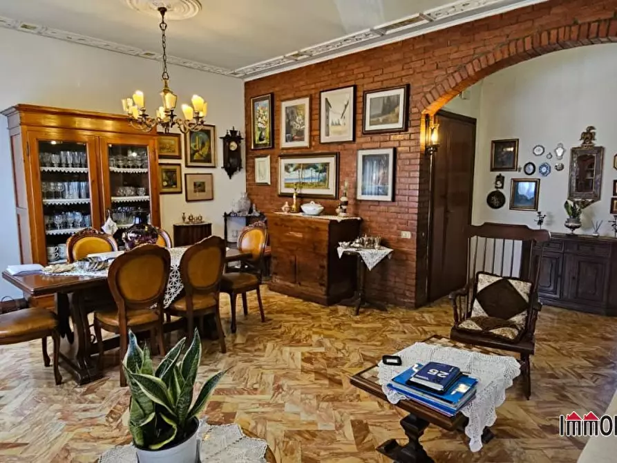 Immagine 3 di Appartamento in vendita  a Colle Di Val D'elsa