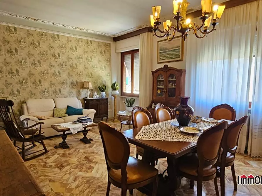 Immagine 1 di Appartamento in vendita  a Colle Di Val D'elsa