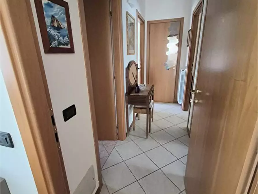 Immagine 6 di Appartamento in vendita  a Colle Di Val D'elsa