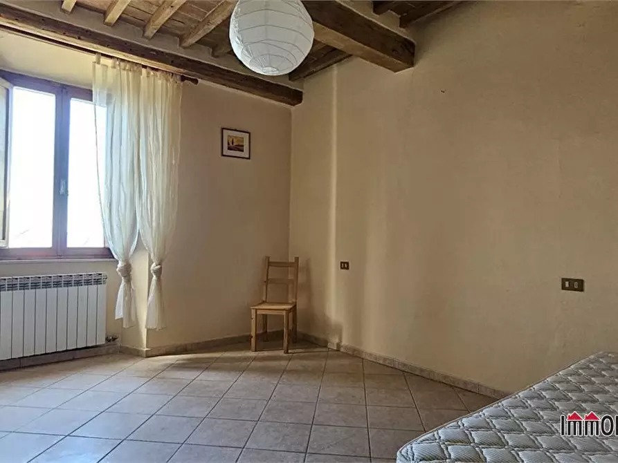 Immagine 10 di Appartamento in vendita  a San Gimignano