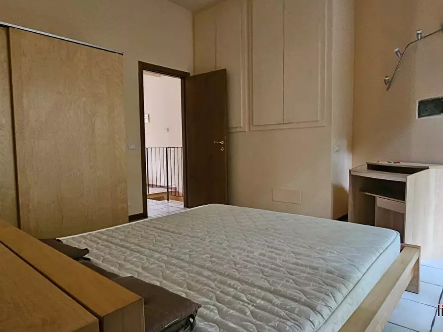 Immagine 10 di Appartamento in vendita  a Colle Di Val D'elsa