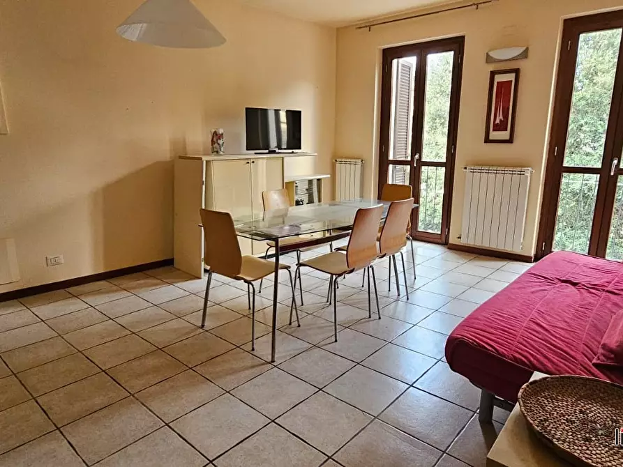 Immagine 3 di Appartamento in vendita  a Colle Di Val D'elsa