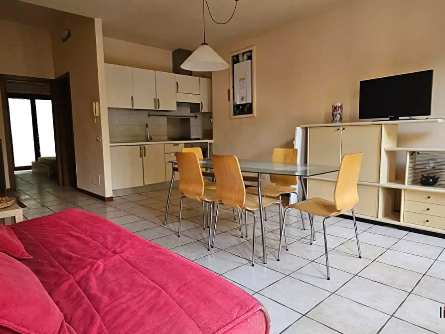 Immagine 5 di Appartamento in vendita  a Colle Di Val D'elsa