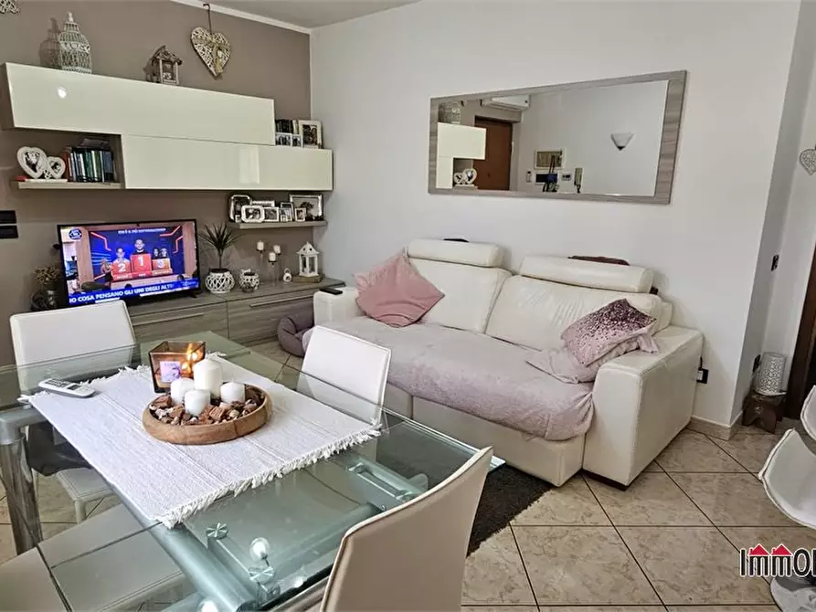 Immagine 1 di Appartamento in vendita  a Colle Di Val D'elsa