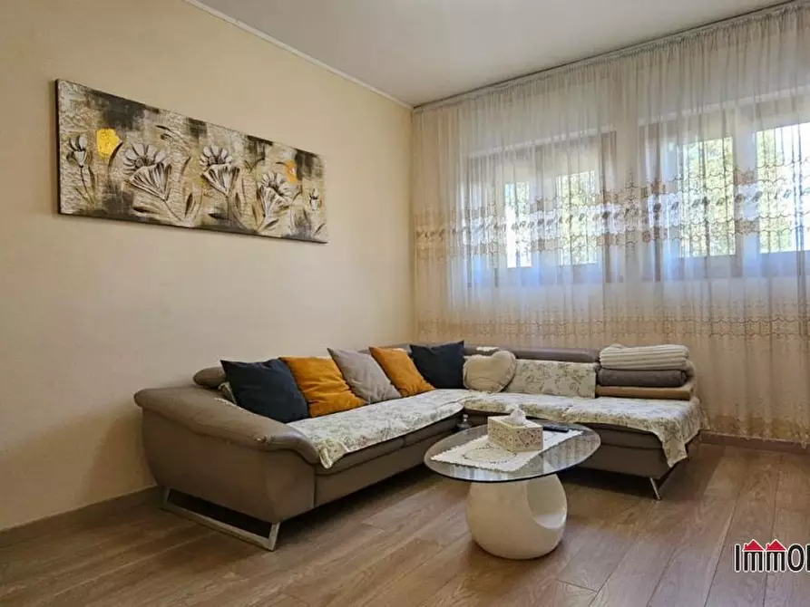 Immagine 3 di Appartamento in vendita  a Colle Di Val D'elsa