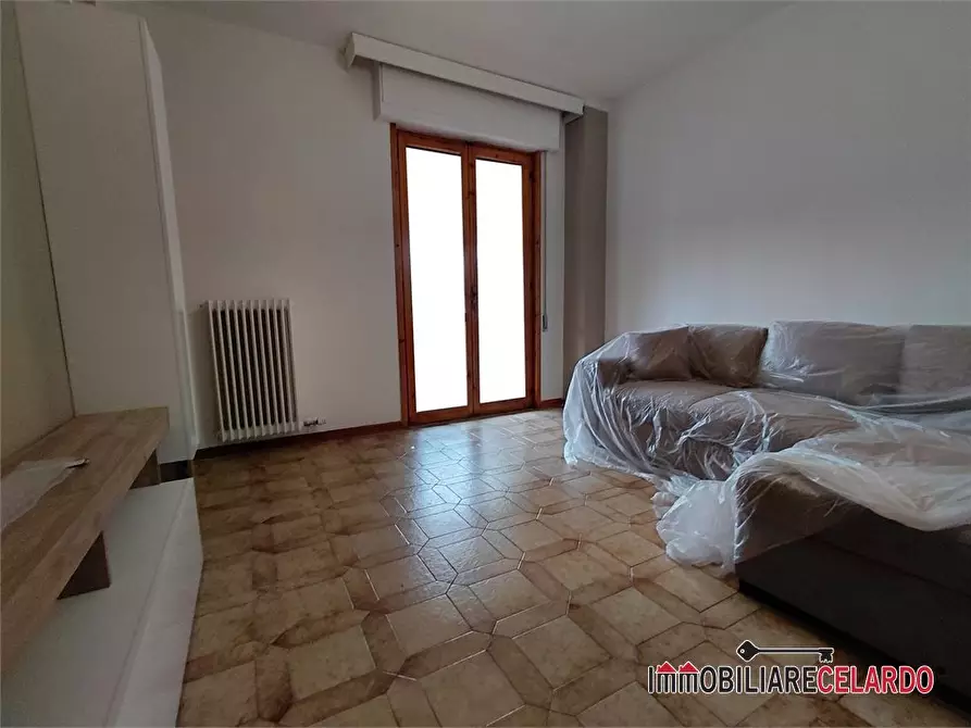 Immagine 5 di Appartamento in vendita  a Colle Di Val D'elsa