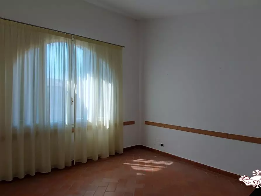 Immagine 3 di Appartamento in vendita  a San Gimignano