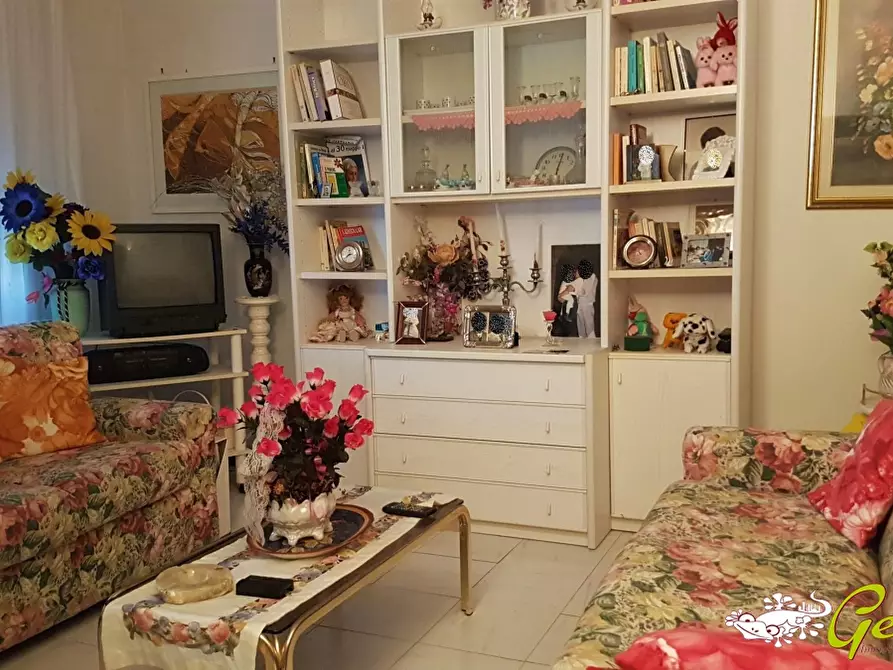 Immagine 3 di Appartamento in vendita  a San Gimignano