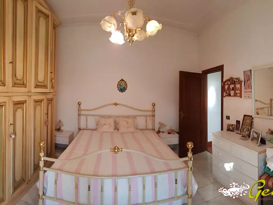 Immagine 5 di Appartamento in vendita  a San Gimignano