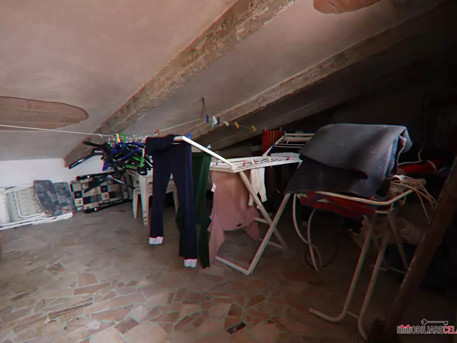 Immagine 10 di Appartamento in vendita  a Colle Di Val D'elsa