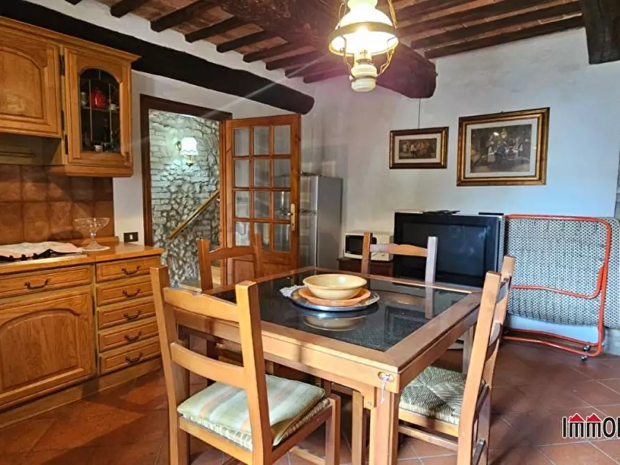 Immagine 6 di Appartamento in vendita  a Casole D'elsa